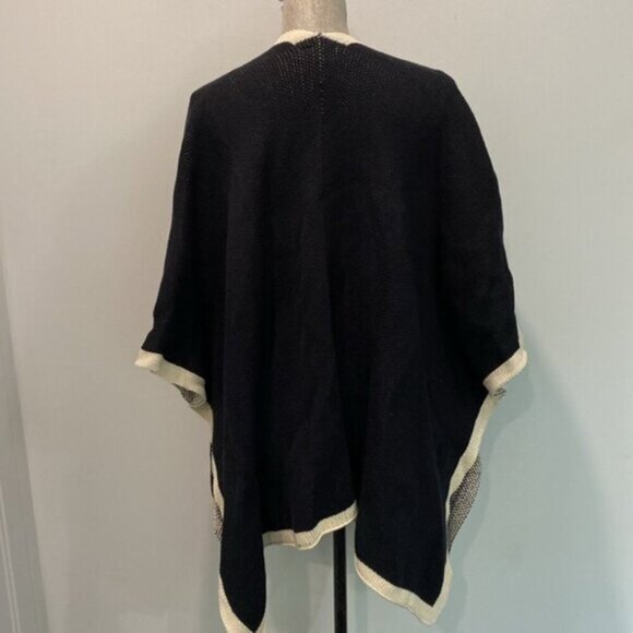 Ike Behar Black Wrap Sweater Poncho - Picture 6 of 11